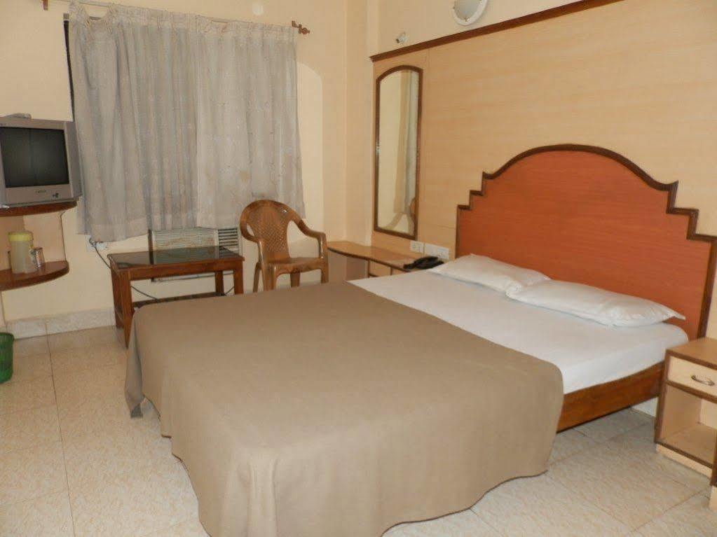 מדגאון Hotel Shree Damodar Regency מראה חיצוני תמונה